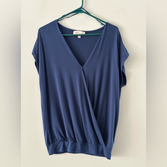 Philosophy: Women's Blouse- Size Large (94% Modal 65% Spandex) - Picture 1 of 9